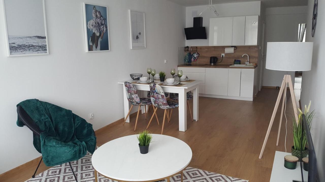 Apartament Szmaragdowy Zakatek Kolobrzeg Exterior photo